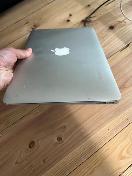 苹果笔记本macbook air
