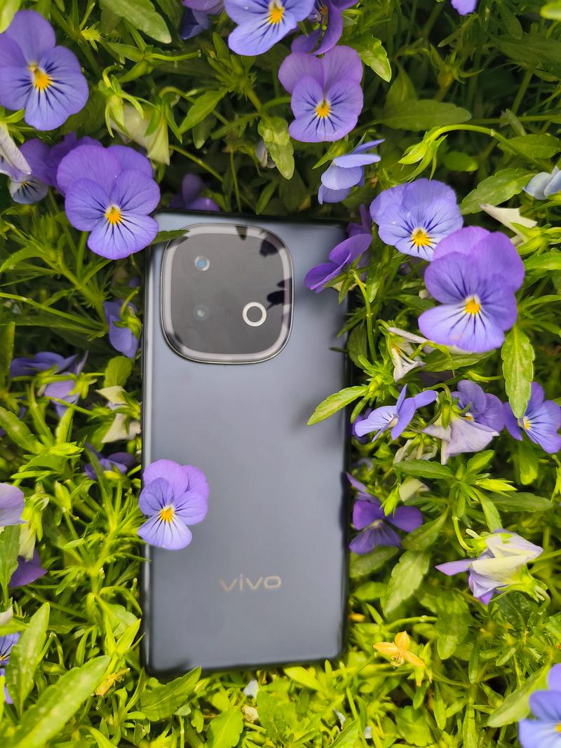 2000左右性价比高的手机推荐