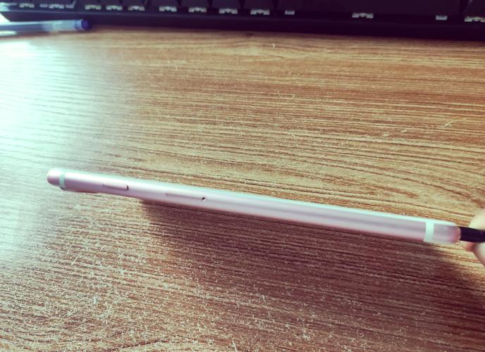 苹果7plus怎么删除软件