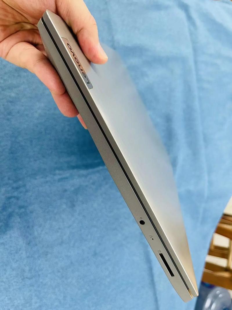 联想lenovo笔记本电脑