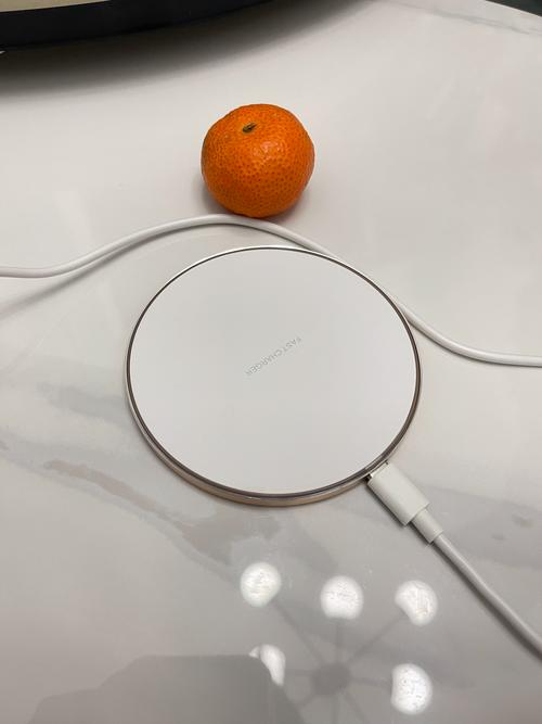 苹果手机无线充电器怎么用