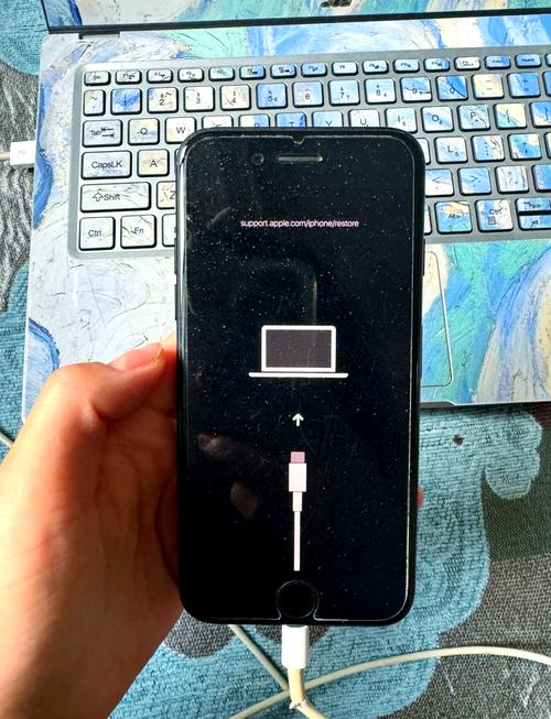 苹果7自动关机是怎么回事