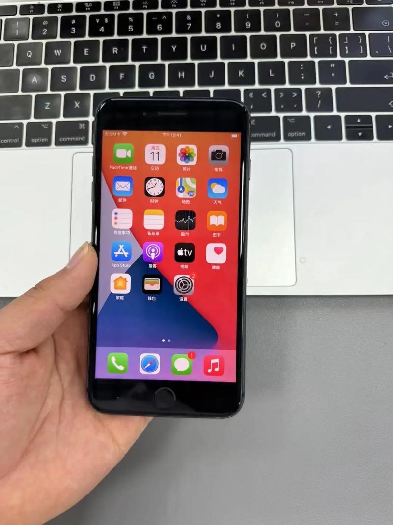 苹果8plus按键按不动