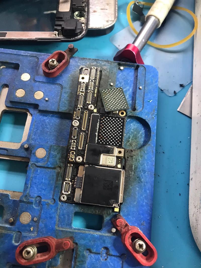 苹果手机硬盘坏了修多少钱