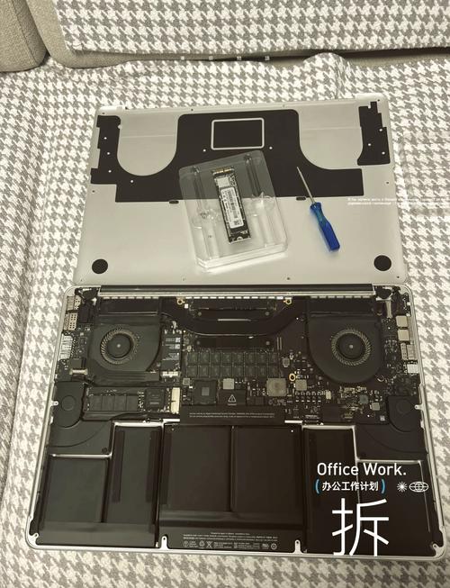 苹果笔记本a1398配置