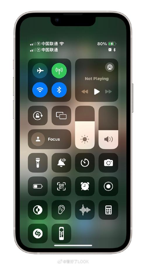 苹果手机好端端无sim卡