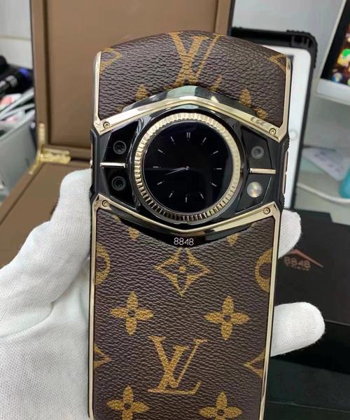 8848钛金手机有人买吗