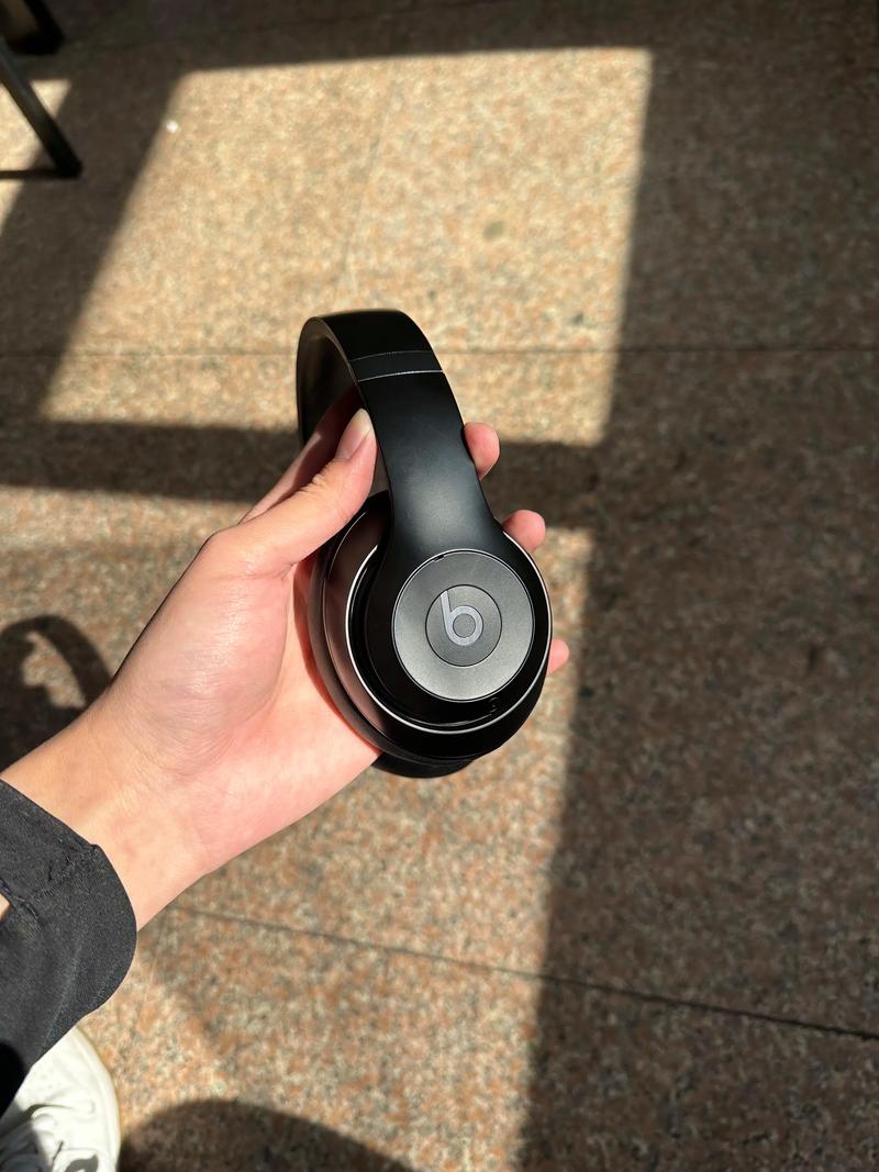 beats耳机怎么连电脑