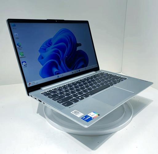 联想小新air笔记本电脑