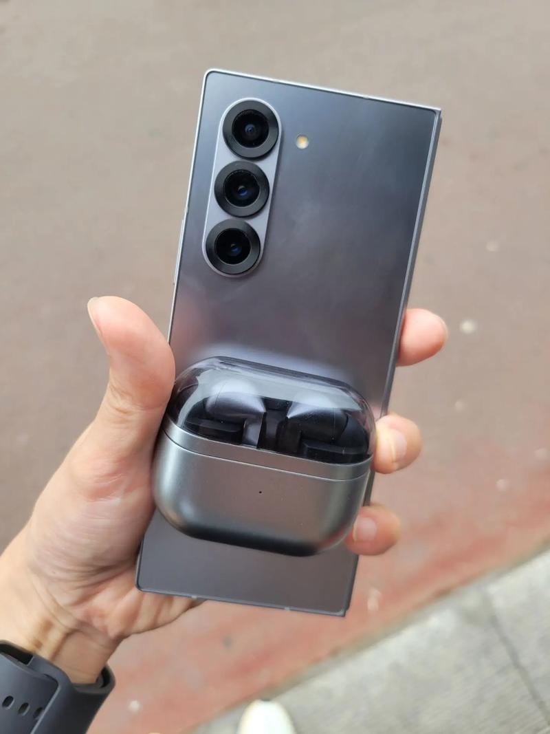 三星手机能用苹果耳机吗