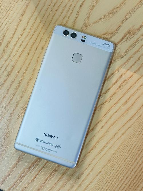 华为2000左右的手机