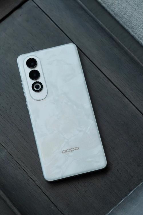 oppo手机内屏多少钱