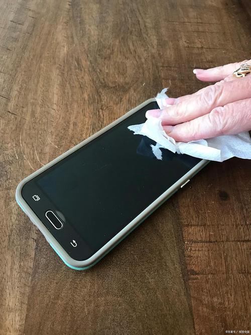 苹果手机喇叭进水怎么办