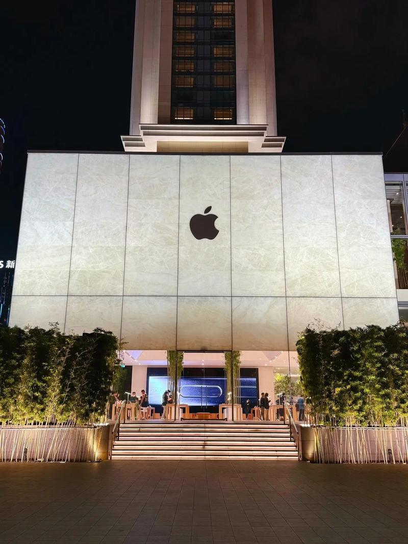 苹果手机应用商店在哪里