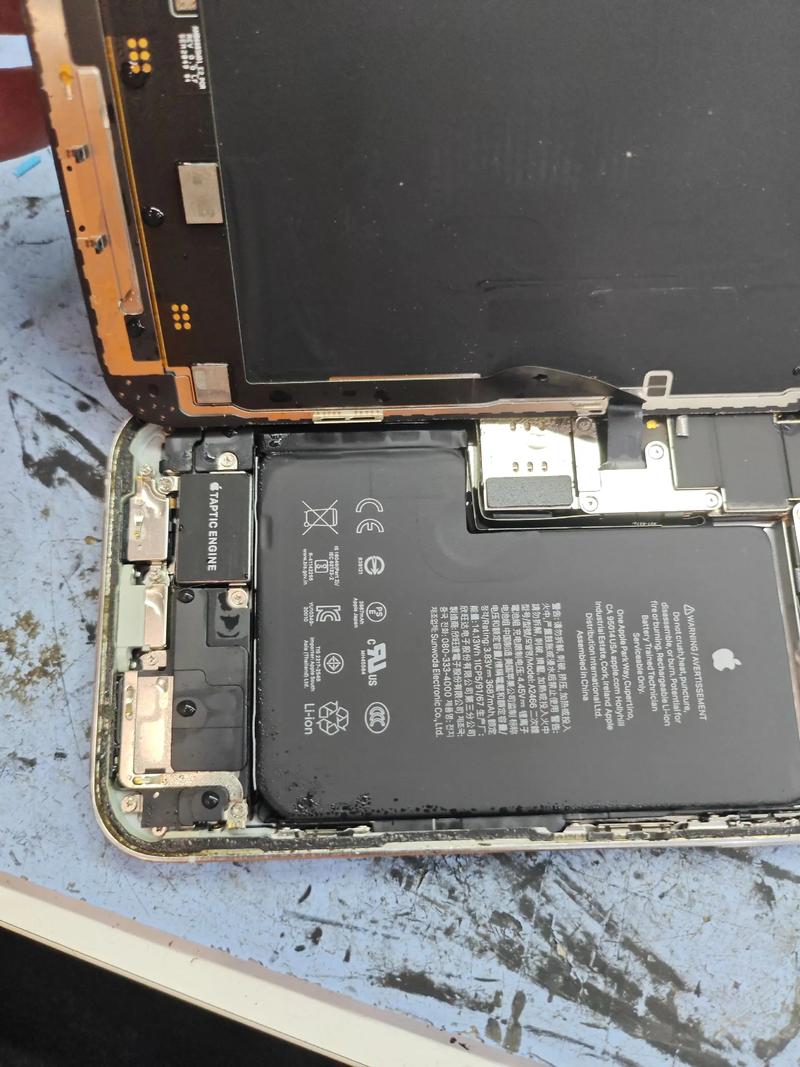 苹果手机进水维修多少钱