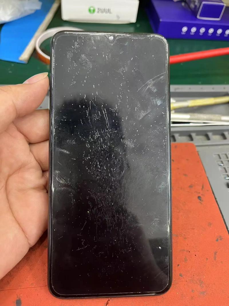 苹果手机进水维修多少钱