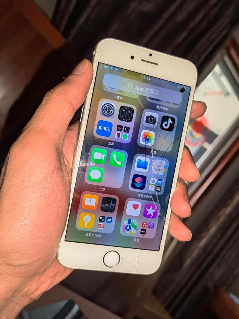 苹果se和苹果6哪个好