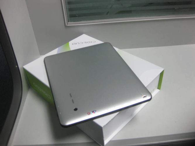 9.7寸平板电脑有多大