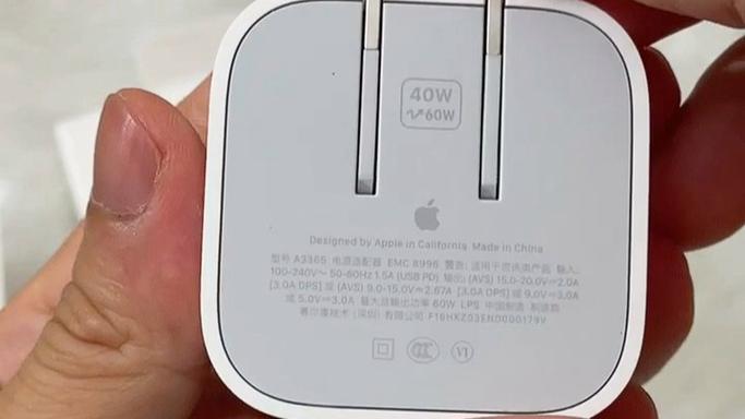 苹果充电器日本能用吗