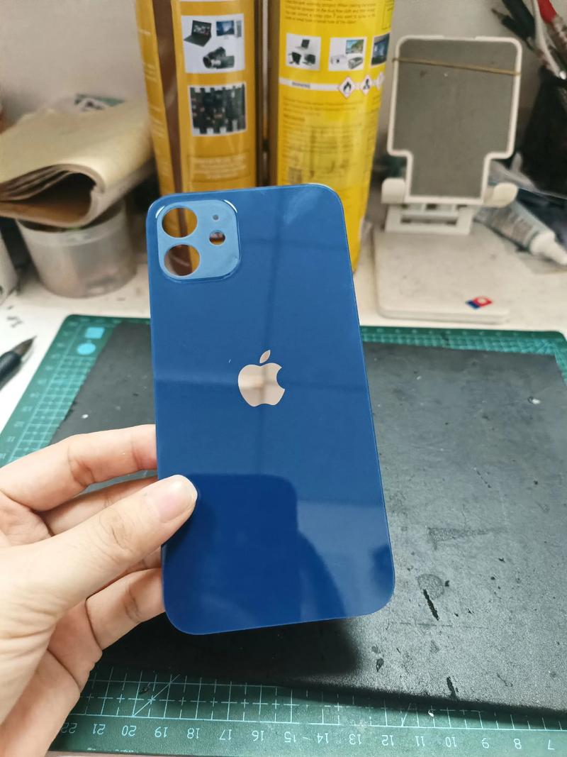 苹果手机外壳掉漆修复